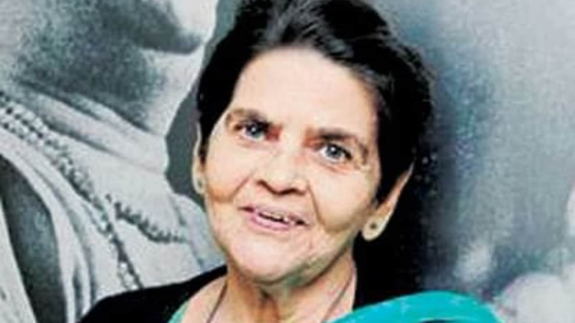 birthday special sai paranjpye know about superhit film Chashme Baddoor and her career in bollywood