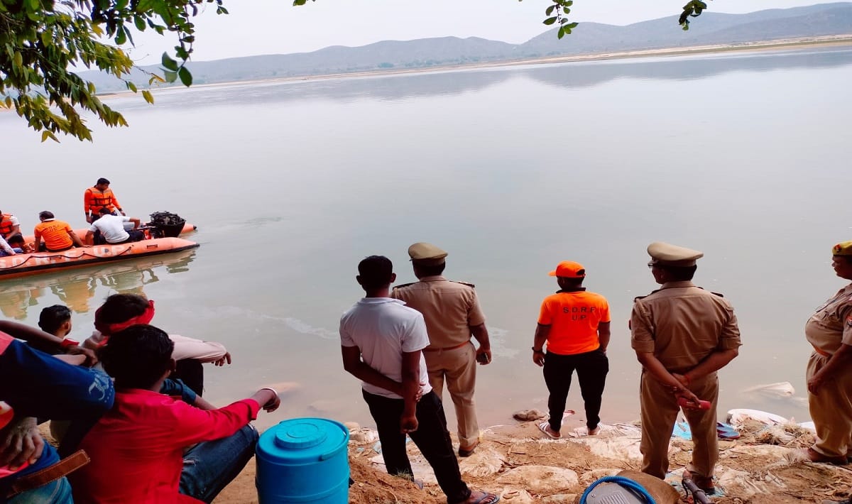 Six people were swept away in overflowing drain in sonbhadra clue of Missing woman was not found