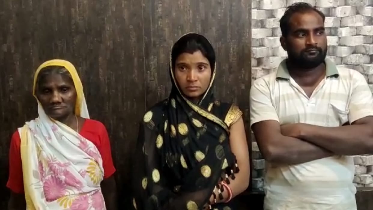 action of Janjgir Champa police, youth arrested along with mother and wife on charges of cheating