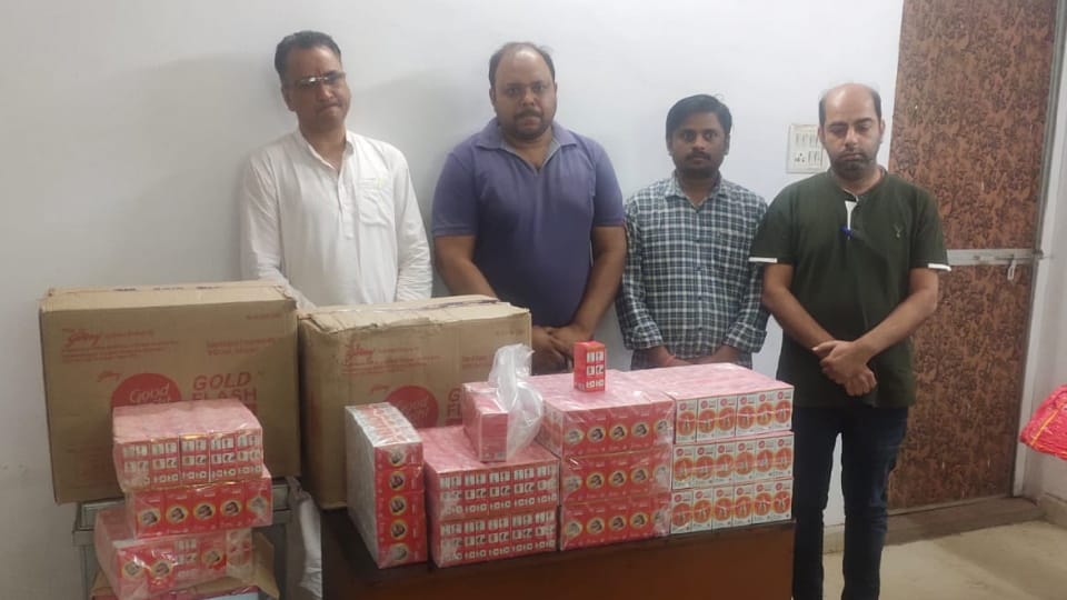 chhattisgarh bhilai 4 arrested for selling fake good night liquid