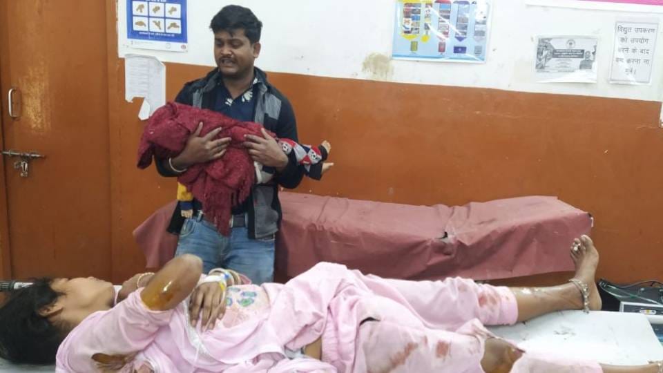 speeding vehicle hit bike innocent died in accident three people were injured In Firozabad