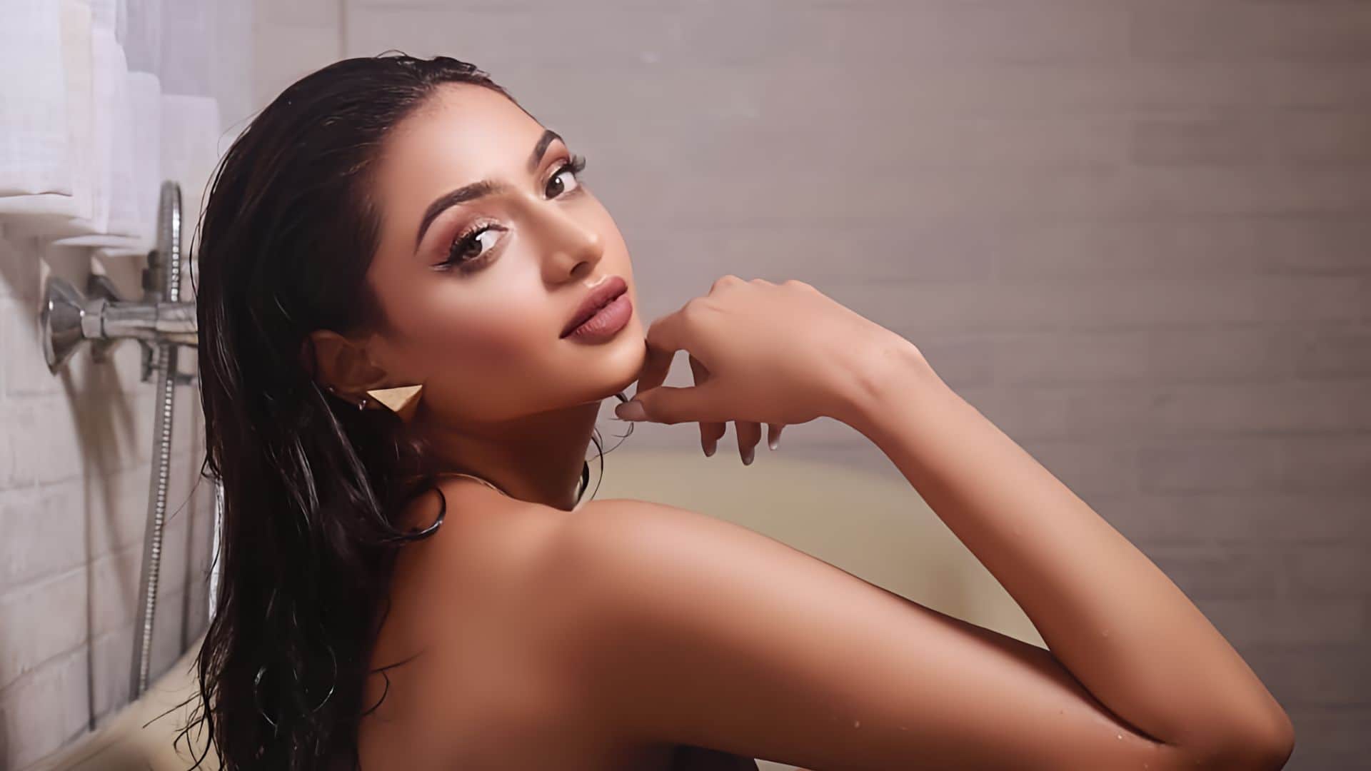 Nikkita Ghag completes shooting of supernatural horror film Aanandi plays mysterious cult sect character