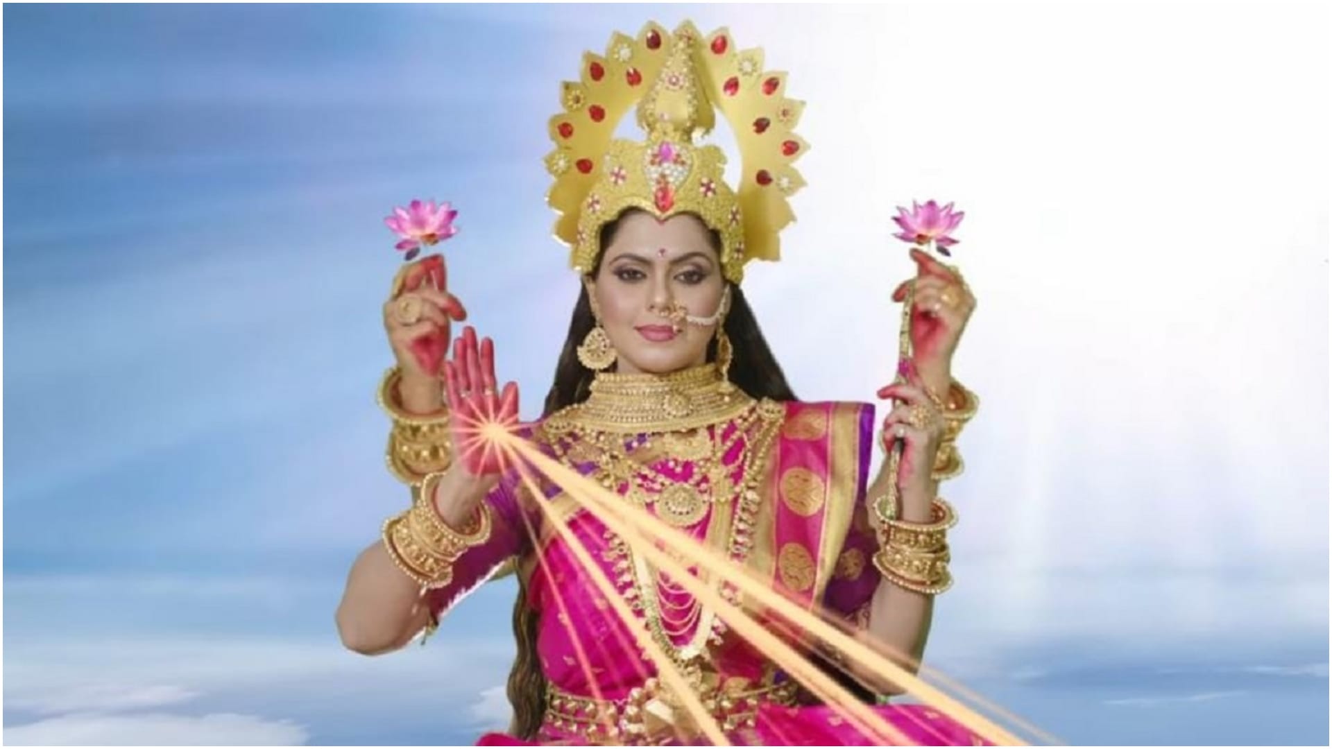 Bhojpuri film Aangan ki Laxmi Trailer released rinku ghosh to make a come back after hiatus of nine years