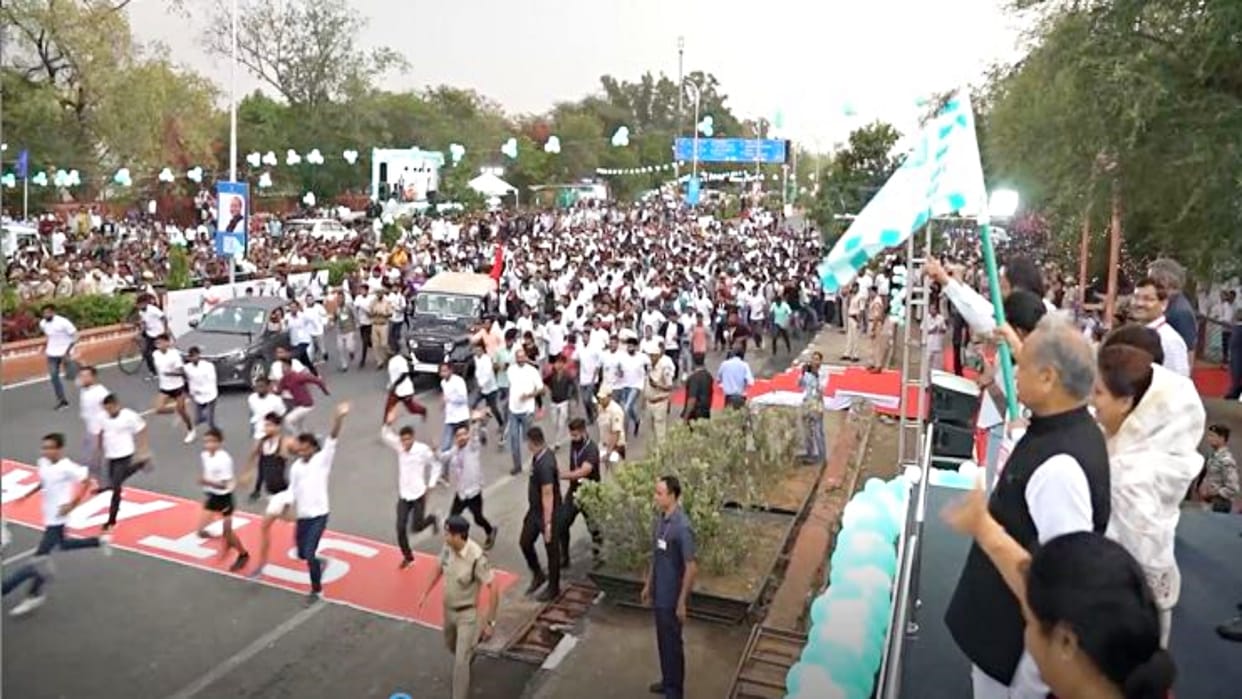 CM flags Carnival and Run organized on Rajasthan IT Day