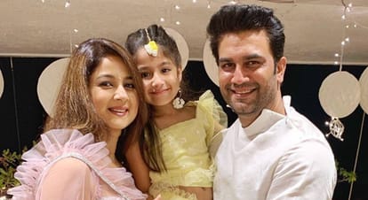 Chor Nikal ke Bhaga starrer Sharad Kelkar reveals wife Keerti select his film scripts