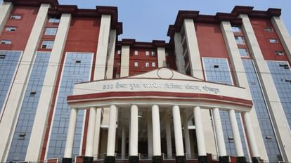बीआरडी मेडिकल कॉलेज में बाल रोग संस्थान की बिल्डिंग बनकर तैयार।