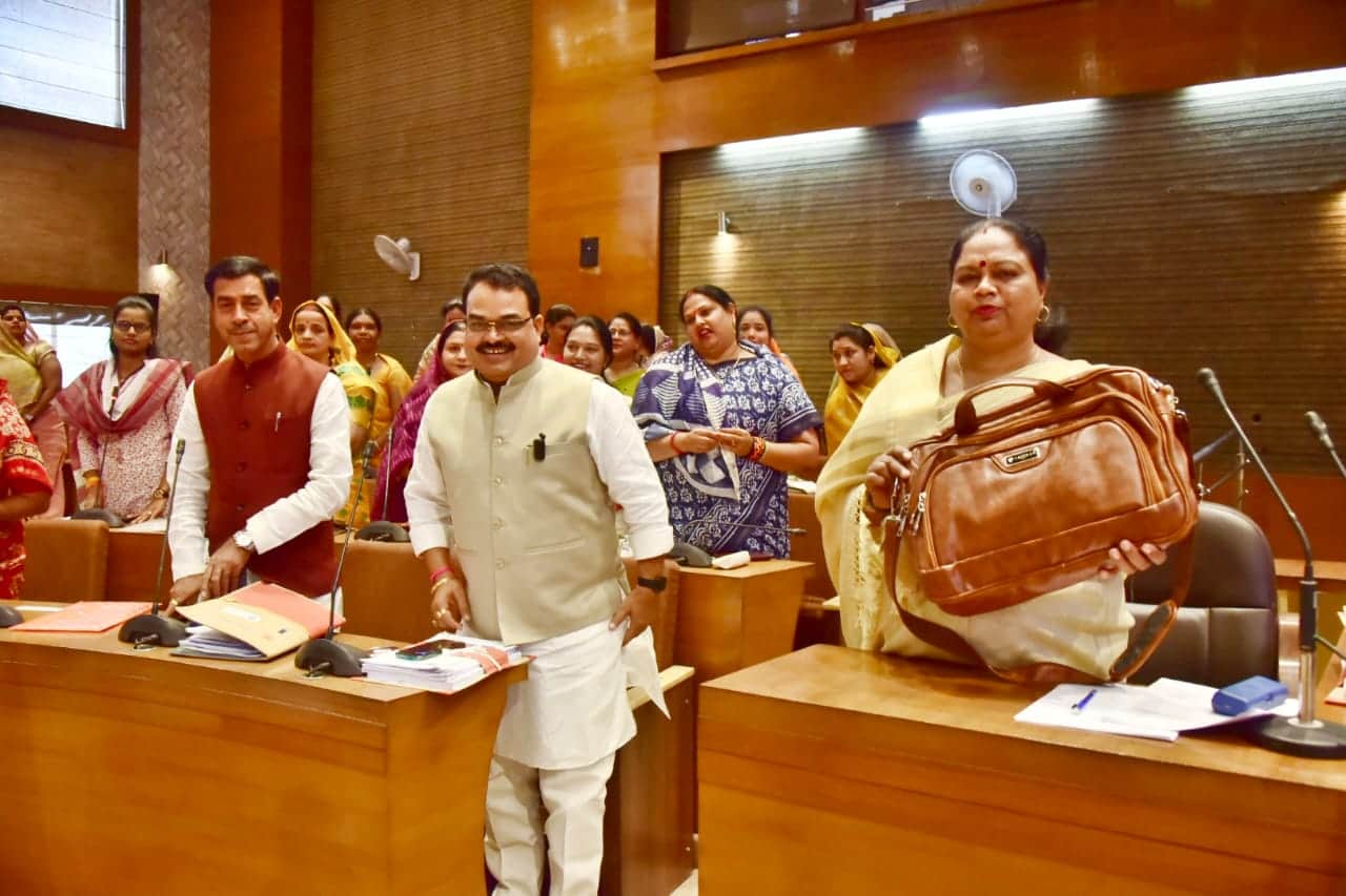 MP News: Bhopal Municipal Corporation's budget of 3300 crores presented, wards will be decorated with half the