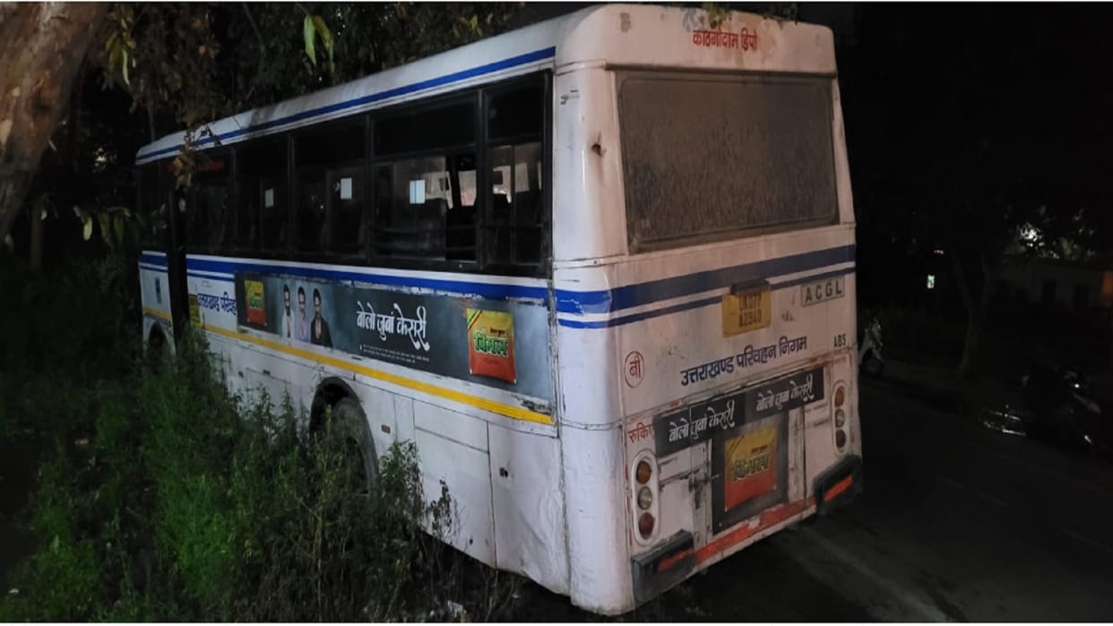 A youth has died and 40 passengers injured in bus accident in Bijnor district