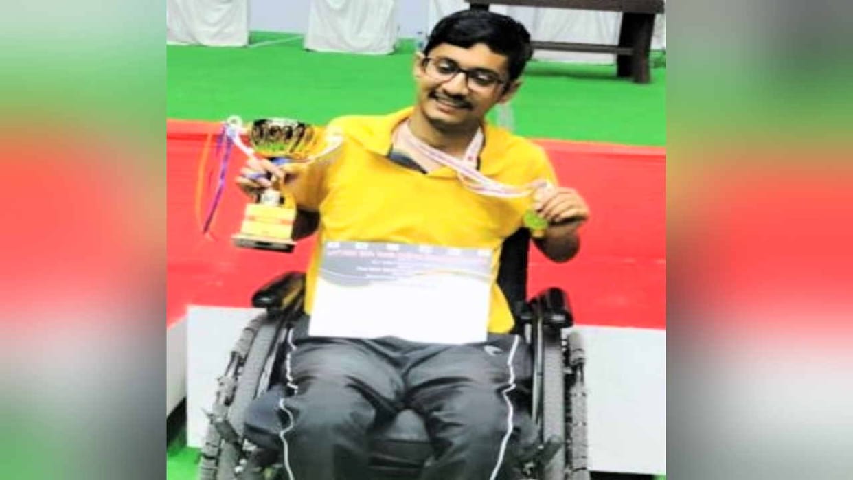 Ghumarwin's Karthik won gold medal in table tennis