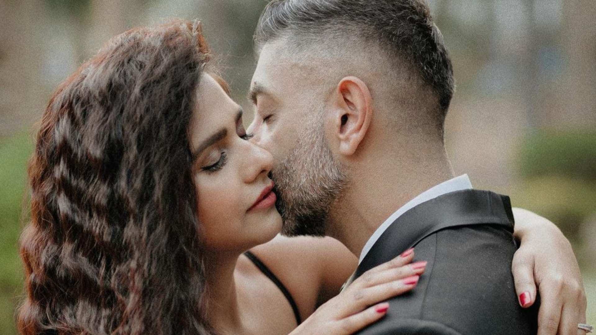 Dalljiet Kaur showed a glimpse of the reception party everyone eyes were fixed on the cake