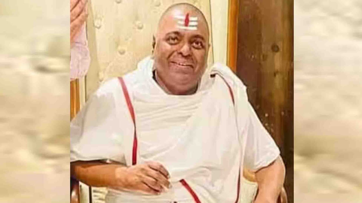 Karauli Baba, built an empire worth crores in three years