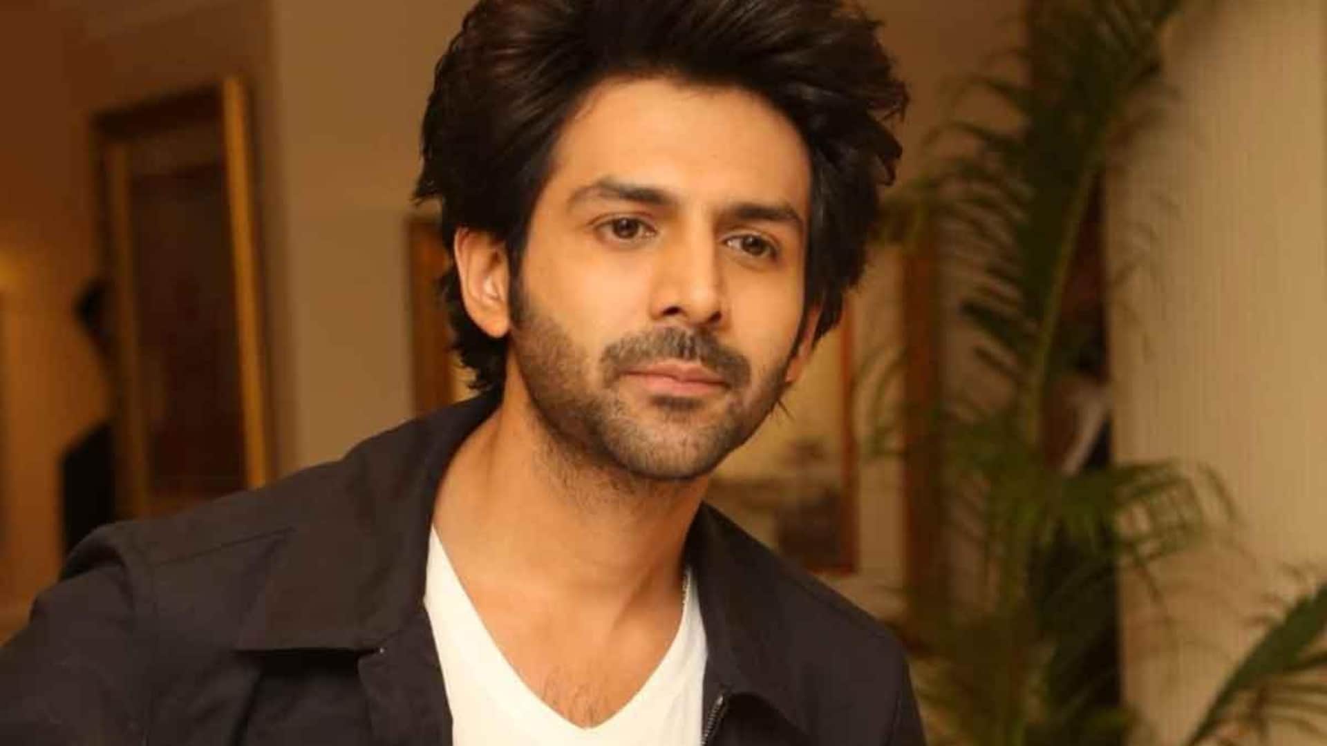 These Bollywood Stars Are Tea Lovers know about Kartik Aaryan Madhuri Dixit Kareena Kapoor Tara Sutaria