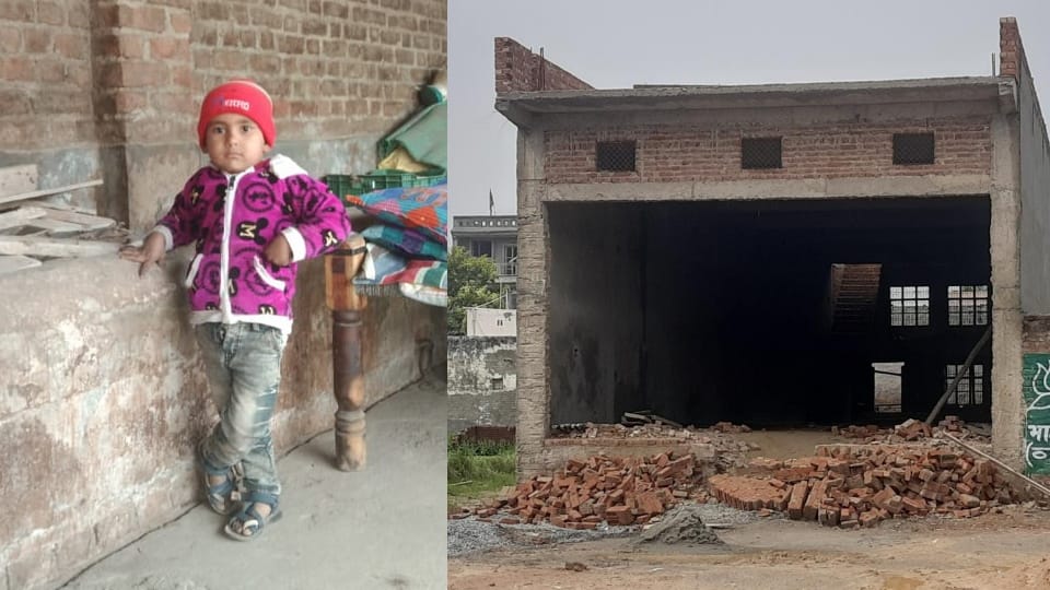 Ghaziabad loni 4 year old boy falls to death in sewer tank