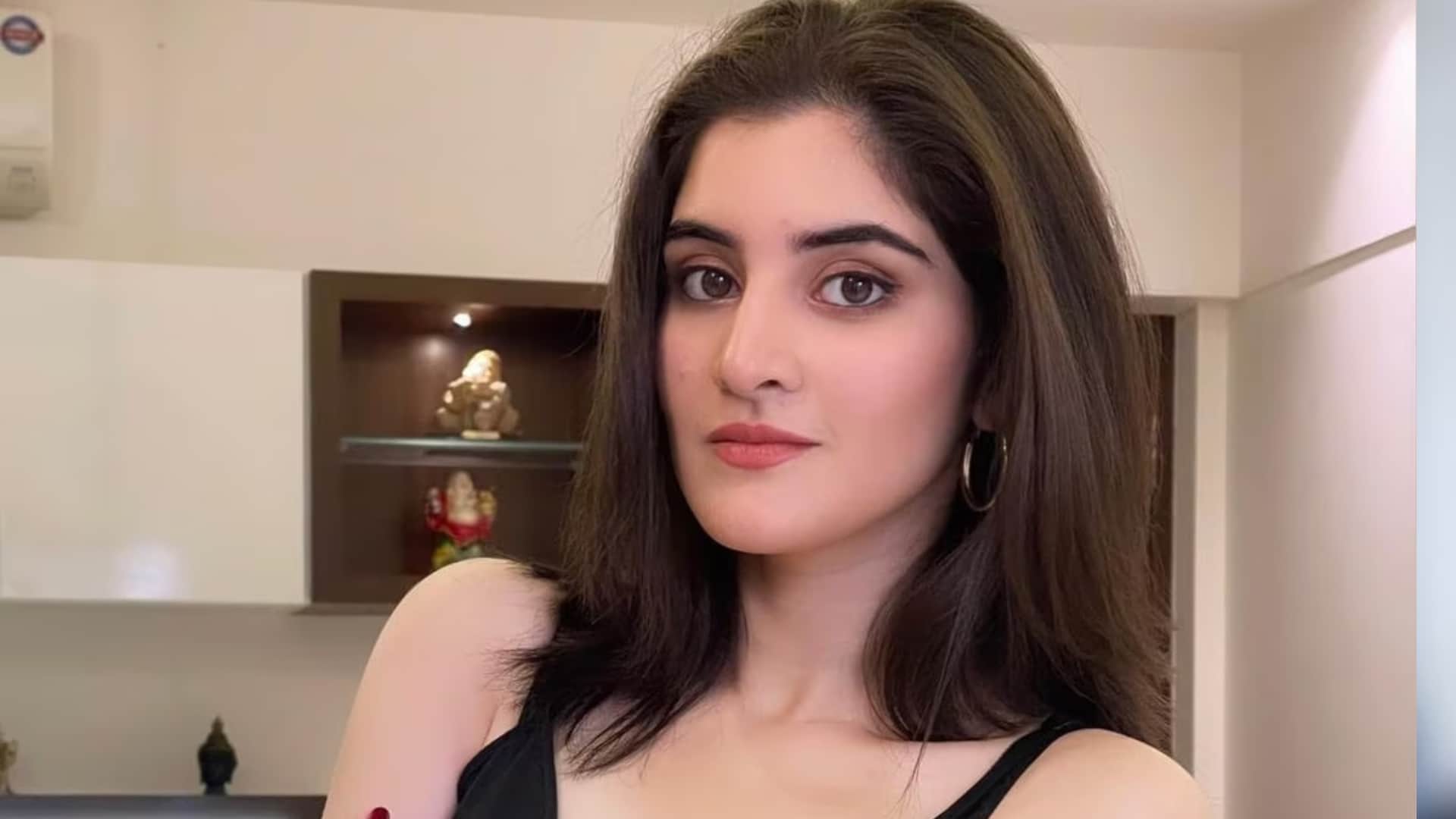 TV Actresses Suffered From Severe Illness at Young Age from Shivangi Joshi to Uorfi Javed