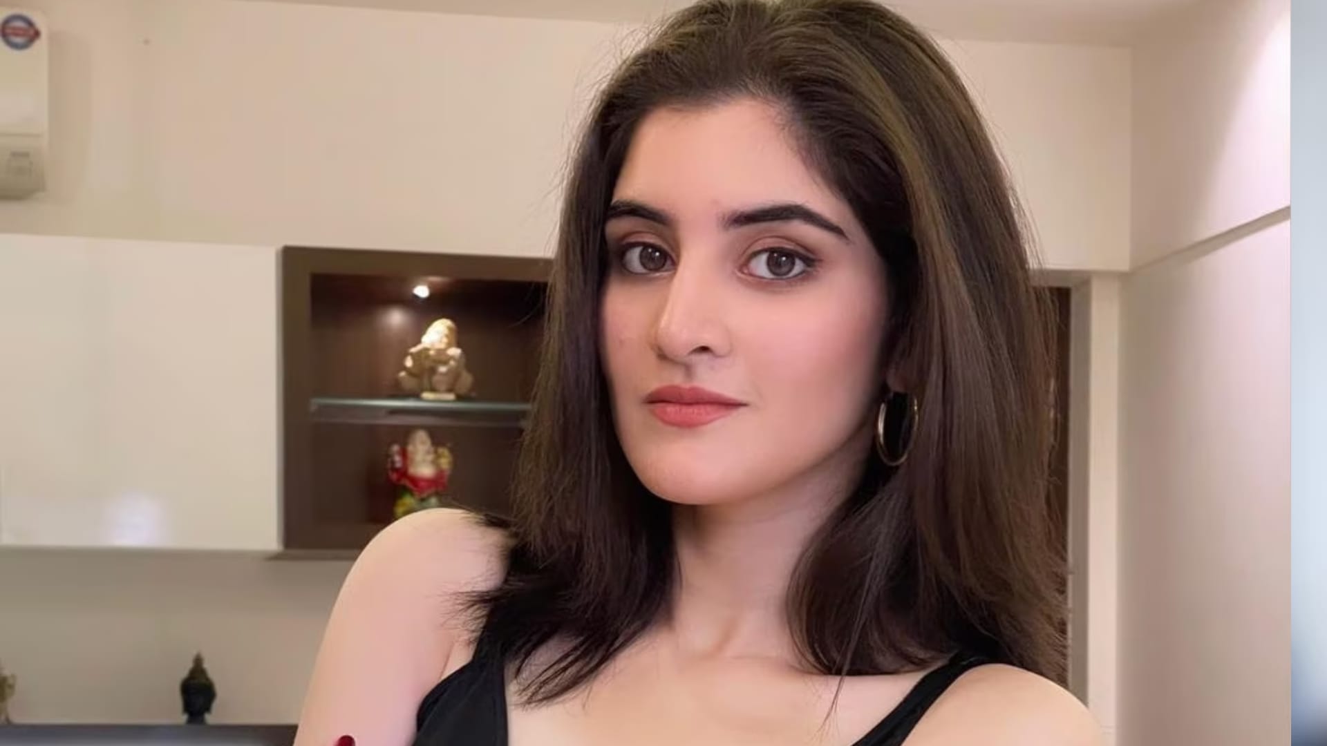 TV Actresses Suffered From Severe Illness at Young Age from Shivangi Joshi to Uorfi Javed