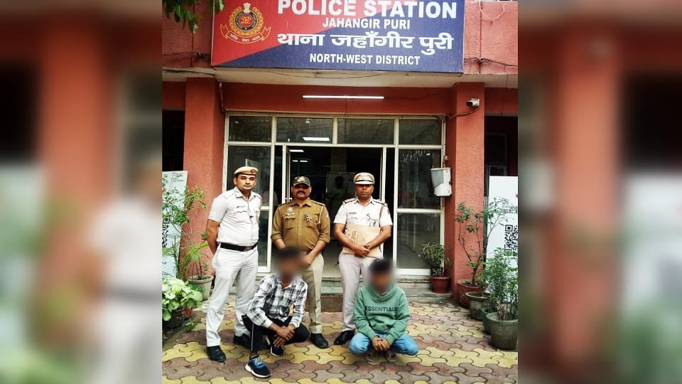 Two accused arrested for looting lakhs of rupees from businessman