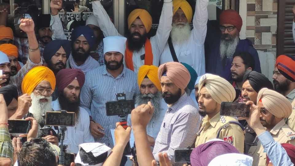 Sikh organizations take out march in Bathinda in support of Amritpal