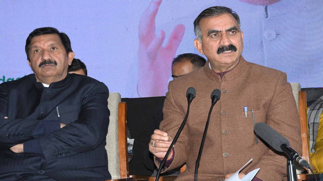 CM and ministers left the cabinet meeting and went to meet the Assembly Speaker