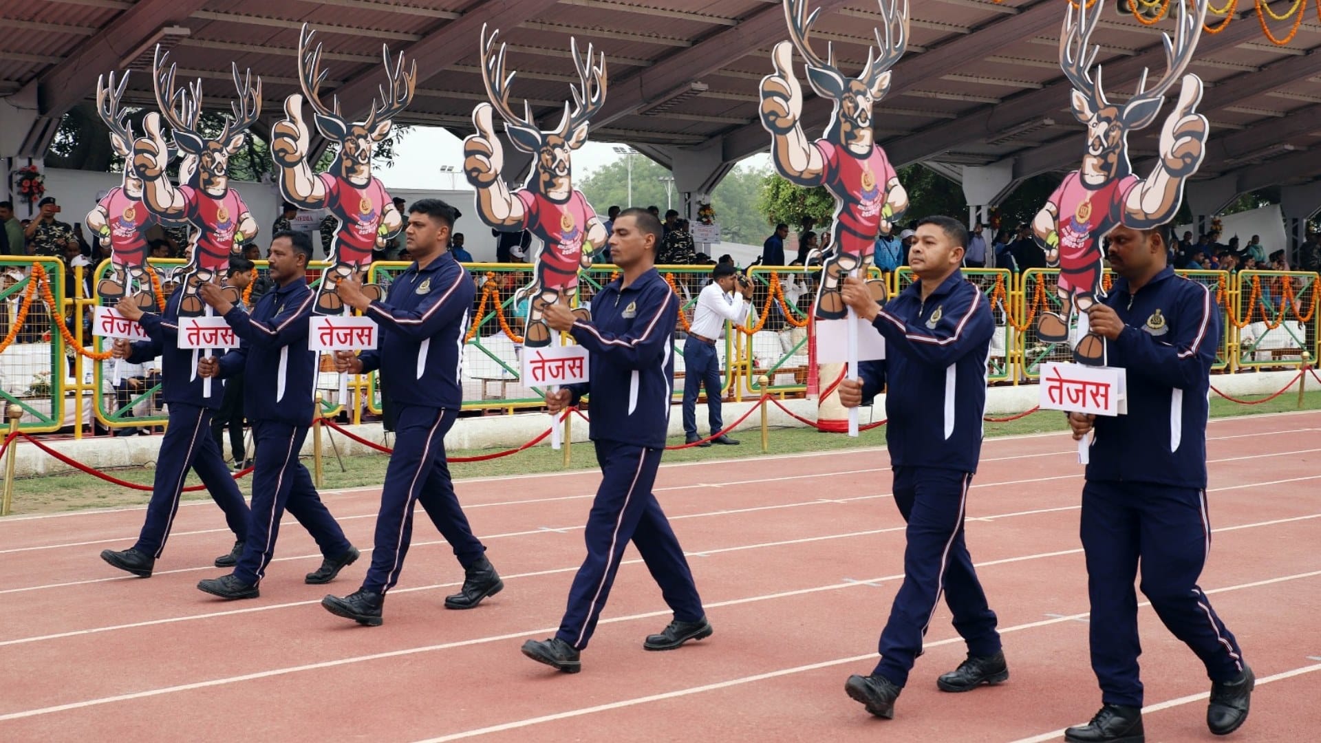 CM Yogi Adityanath in akhil bhartiya police athlatics sankul championship 2023.