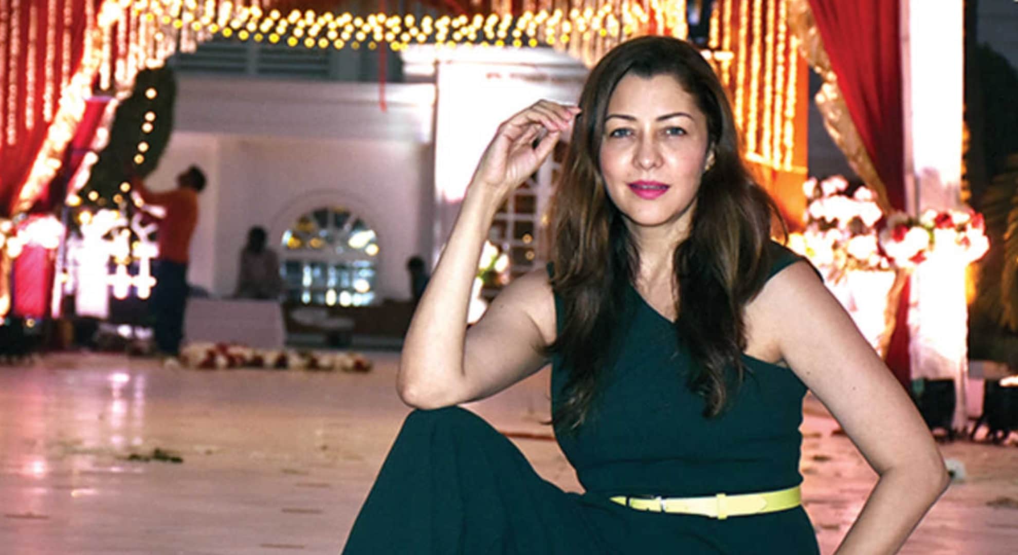 These Bollywood Stars Are Doctors In Real Life From Aditi Govitrikar To Mohan Agashe