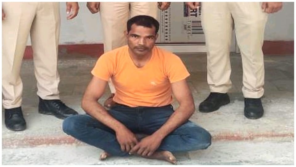 Father kidnaps 8 year old daughter to implicate wifes lover in a false case Sawai Madhopur