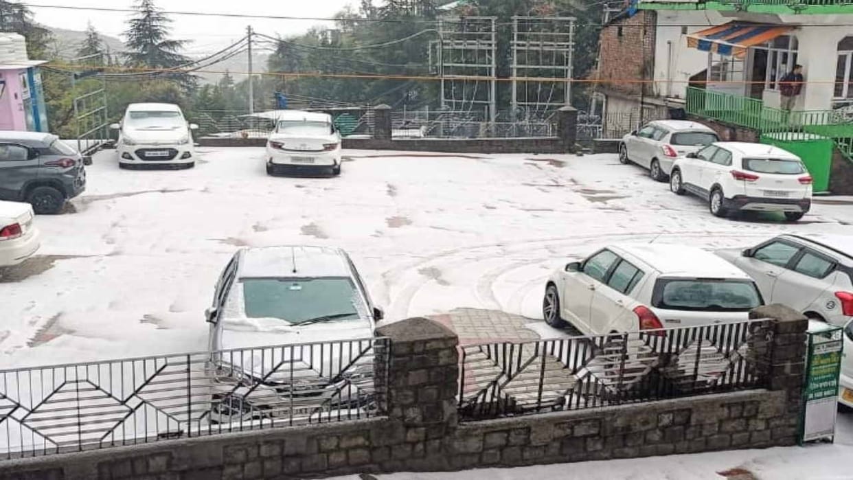 Himachal Weather: Snowfall in Rohtang, Kunjam and Jalori Pass, hailstorm in Dharamshala