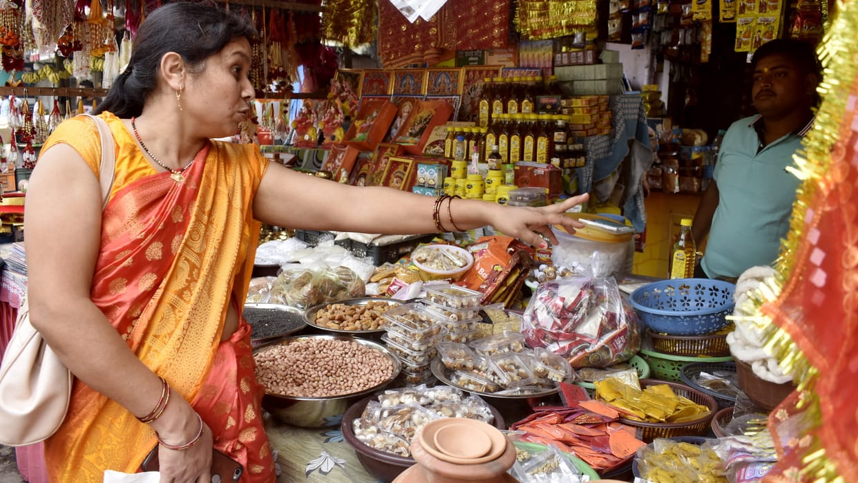 price of fruits increasing till high reaching home from market