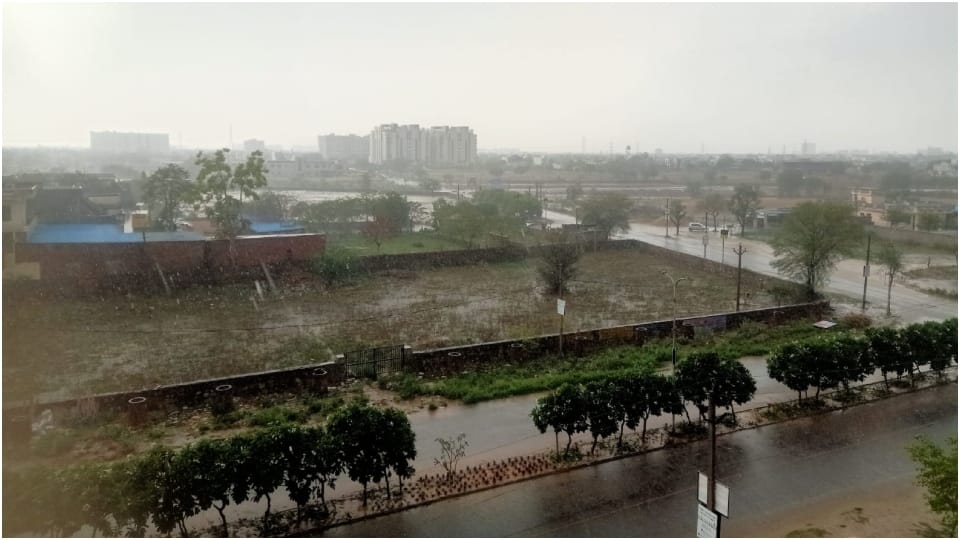Rajasthan weather update rain alert in 18 districts of the state Jaipur Jodhpur