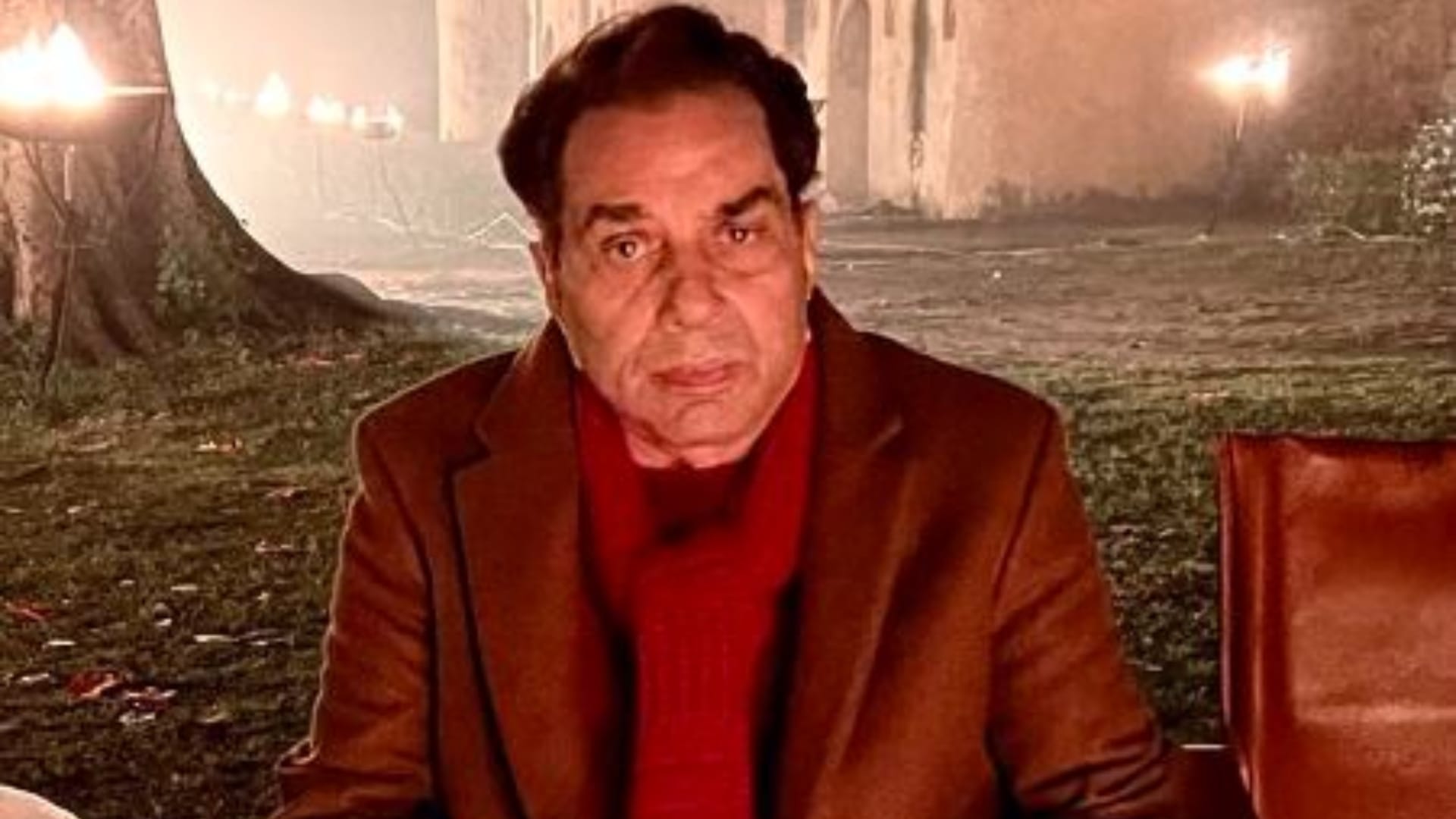 Dharmendra Shared BTS picture with Shahid Kapoor of An Impossible Love Story actor calls him evergreen