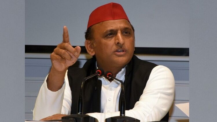 Akhilesh Yadav says BJP government is doing snooping on him.