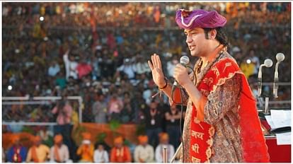 Bageshwar Dham: Uproar over Bageshwar Dham government's statement against Sai Baba! Demand for FIR on Dhirendra Shastri bageshwar dham dhirendra shastri controversial statement on sai baba shiv sena rahul kanal demand fir