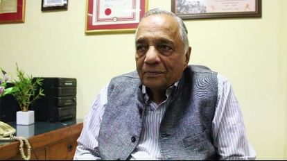 Indore: पद्मश्री से सम्मानित वरिष्ठ पत्रकार अभय छजलानी का लंबी बीमारी के बाद निधन, शाम को होगा अंतिम संस्कार वरिष्ठ पत्रकार अभय छजलानी (फाइल फोटो)