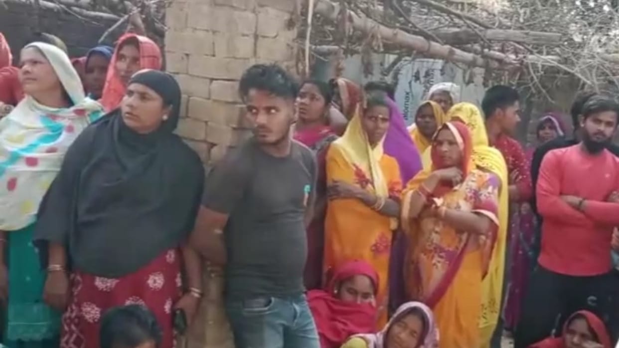 Woman commits suicide by burning herself with daughter in Gorakhpur