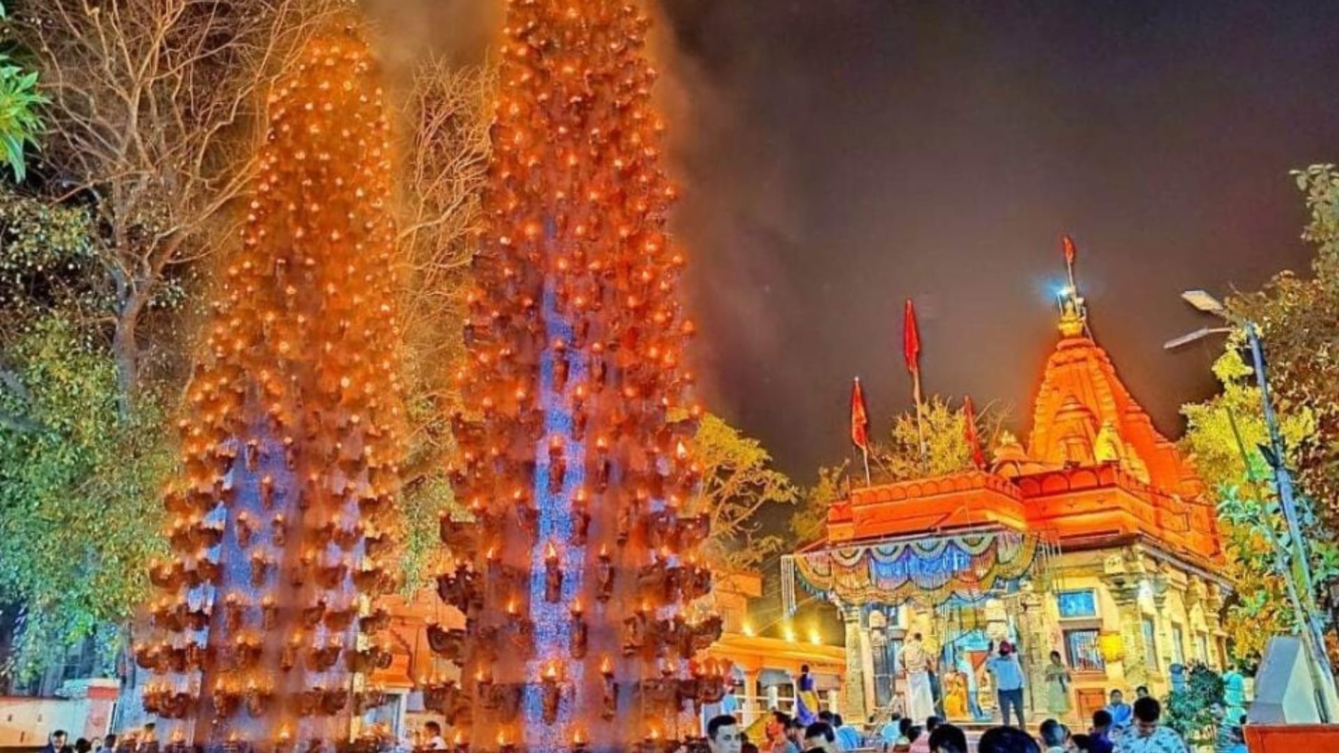 Harsiddhi Temple of Ujjain, where the elbow of Goddess Sati fell raja Vikramaditya also used to worship