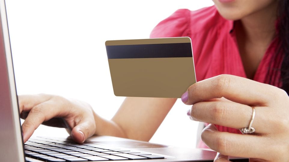 People get cheated by attractive offers of various companies on social media