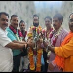 वीरेन्द्र सिंह तोमर को करणी सेना राष्ट्रीय उपाध्यक्ष बनाए जाने पर उनका अभिनंदन किया गया।