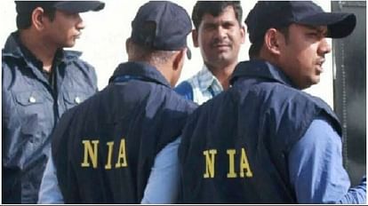 Bhopal Crime: बार-बार चैटिंग एप के डाउनलोड से सुरक्षा एजेंसियों के निशाने पर आए HuT के संदिग्ध आतंकी Suspected HuT terrorists targeted by security agencies due to repeated downloading of chatting app