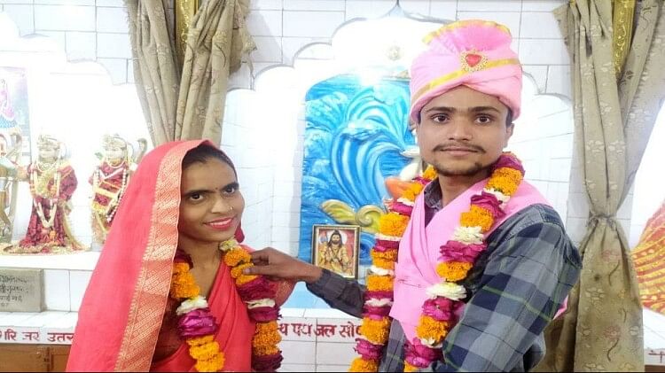 सायमा से शालिनी बनी युवती:हिंदू धर्म अपनाकर प्रेमी संग लिए सात फेरे, बोली-  नहीं झेलना होगा तीन तलाक का दर्द - Muslim Girl Converted To Hindu And  Married Her Lover In ...