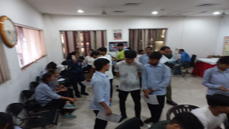 Amar Ujala Foundation Blood Donation Camp Agra hindi news