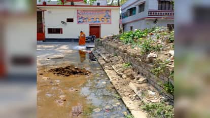 Navratri and Ramadan still peopletroubled by dirt in Gorakhpur