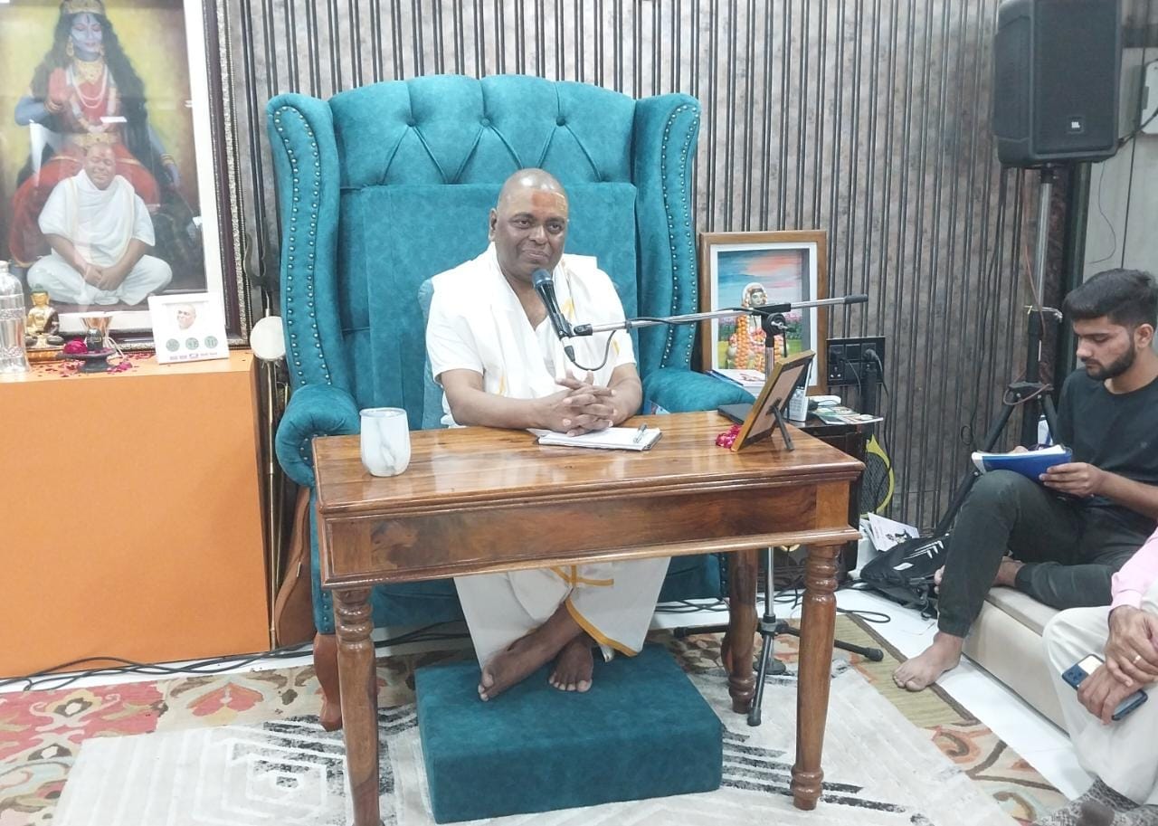 Karauli Baba was interrogated for only 30 minutes, said  it happened under conspiracy
