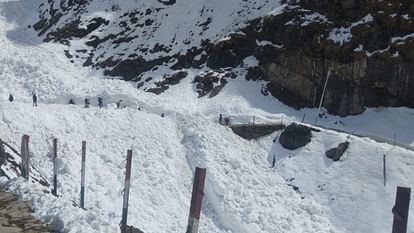 Kedarnath Dham: Road closed due to avalanches in many places see places