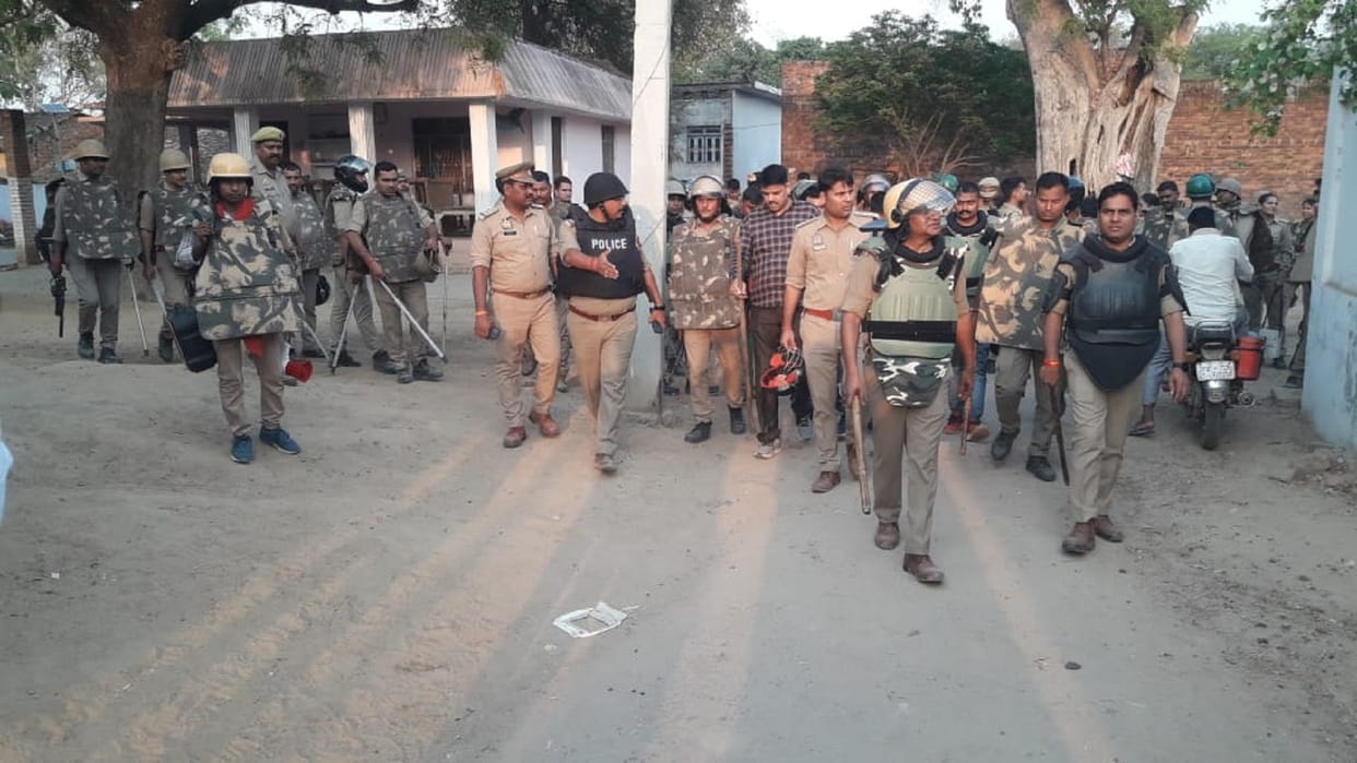 Mobile helpers will reach fugitive Abdul Kavi and his brother Wali