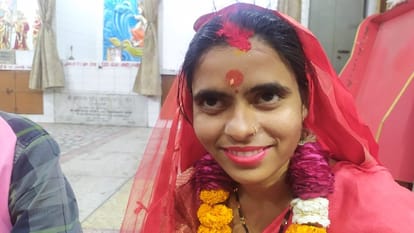 Muslim girl converted to hindu and married her lover in bareilly