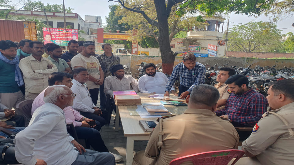SDM stopped work on complaint of construction near cemetery in Etah