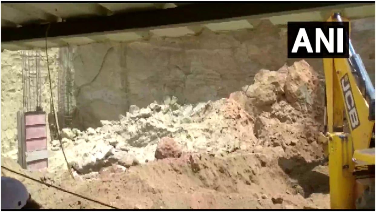 Karnataka Dakshina Kannada labourers feared being trapped under debris after mudslide during wall construction