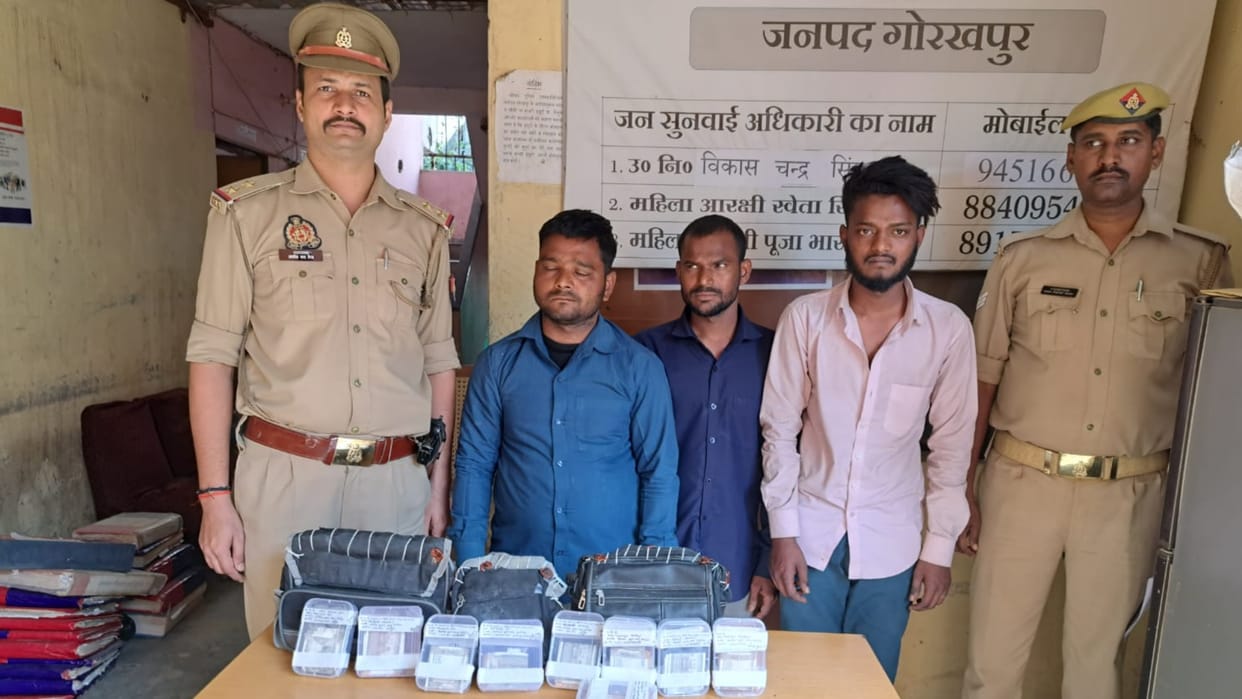 Three fraudsters arrested for stealing jewelry on pretext of polishing
