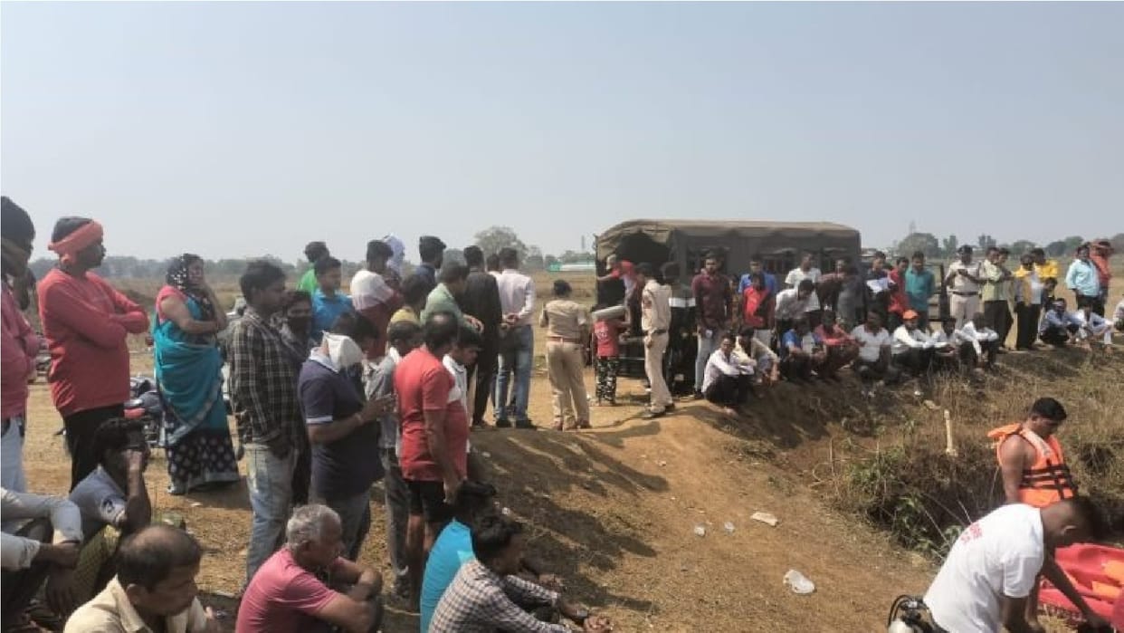 two children death to pond drowning in raipur