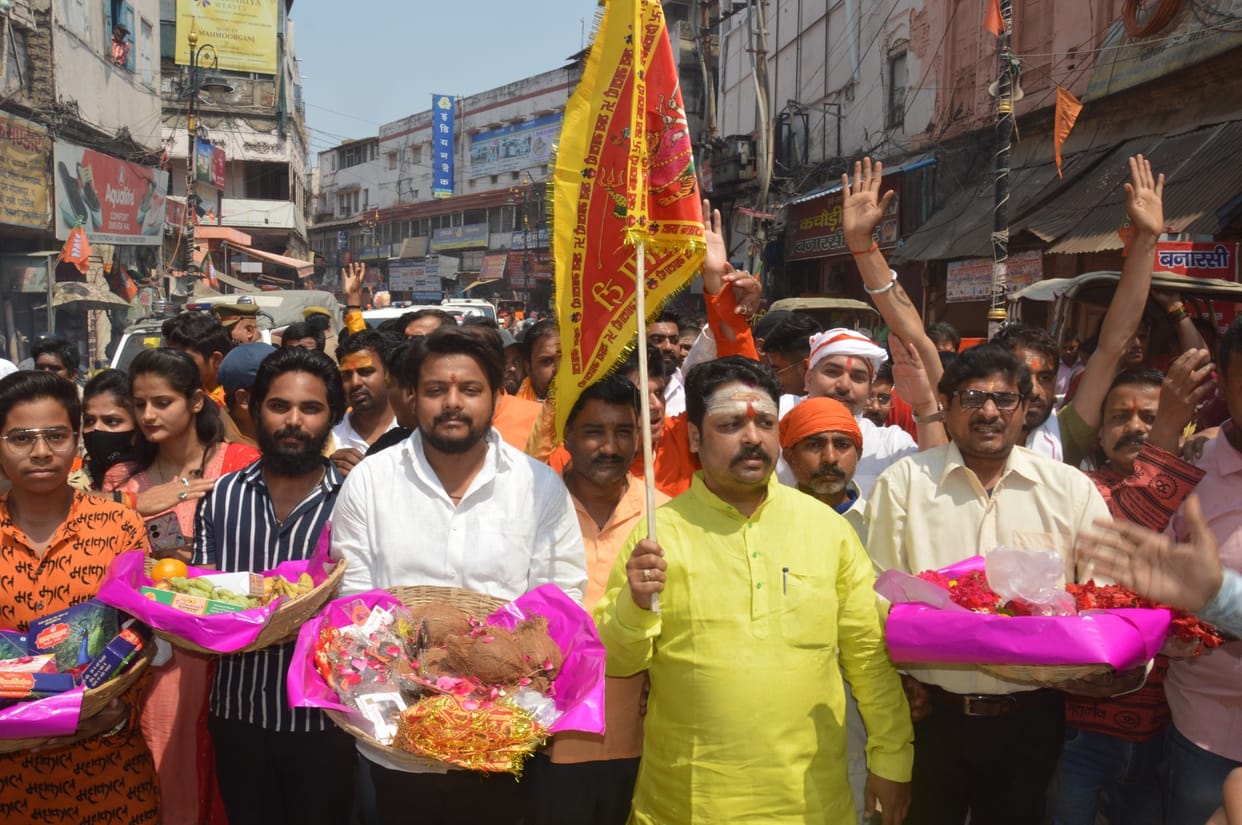 Chaitra Navratri  Devotees throng to visit Maa Shringar Gauri in Gyanvapi masjid campus