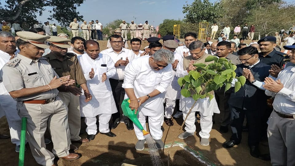 1400 km long green wall will be built from Panipat to Porbandar